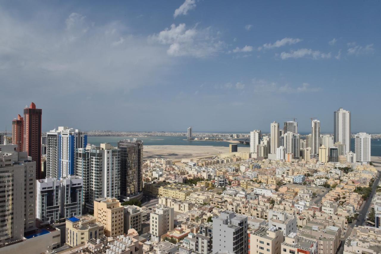 Swiss-Belsuites Admiral Juffair Manama Exteriör bild